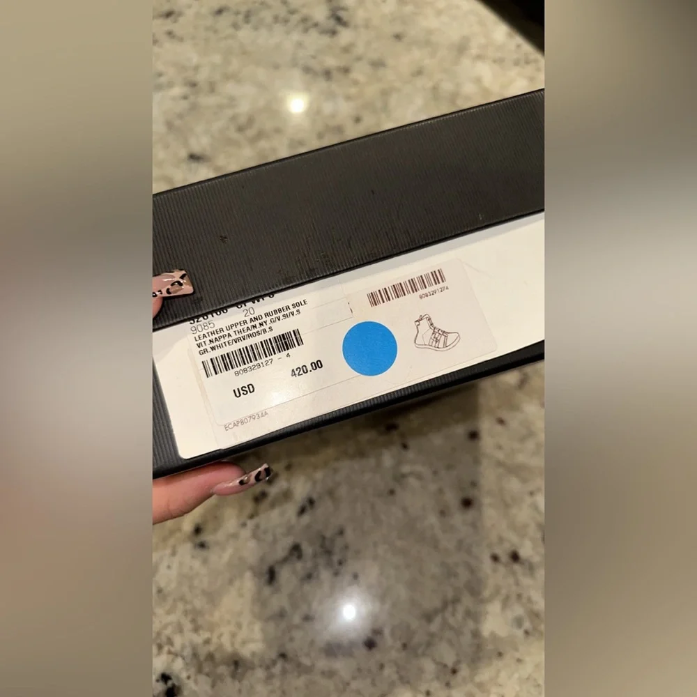 Gucci Leather Upper Rubber Sole - Picture 7 of 7